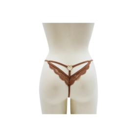String taupe en dentelle avec bijou cœur doré 
